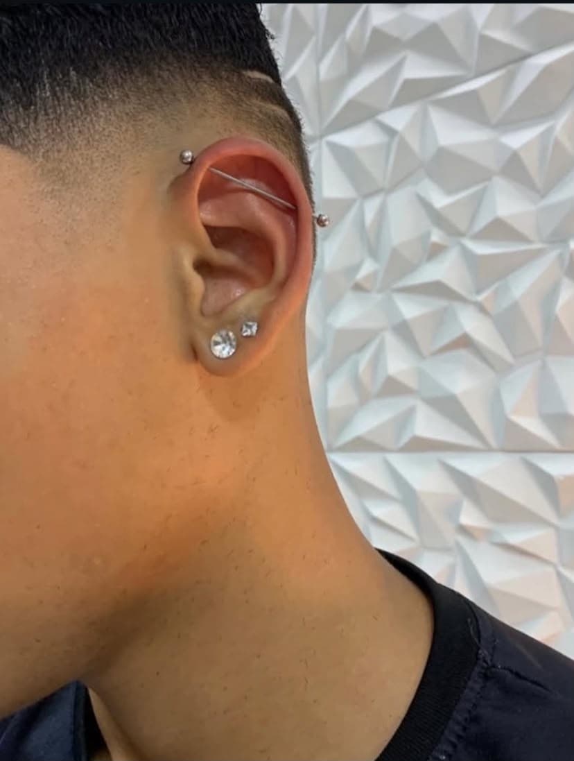 Trabalho 10 de Luna Piercing